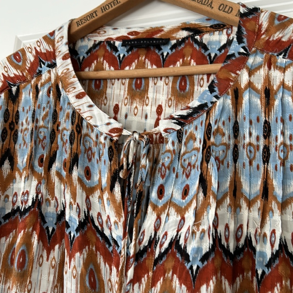 Jane & Delancey Ikat Print Blouse w Pin-Tuck Pleats, Beaded Tassels Size 1X